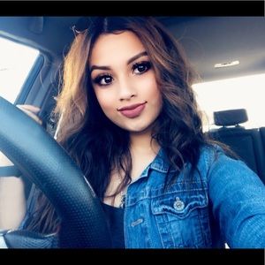 Meet your Posher, Stacey